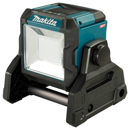 Makita ML003G LED Akku-Baustrahler 18V-40V max., blauer, kompakter Baustrahler. Beleuchtet Arbeitsbereiche auf Baustellen hell.