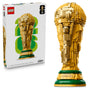 LEGO Editions FIFA Fussball-Weltmeisterschaft Pokal 43020 Bauset mit goldener Oberfläche und zwei Figuren