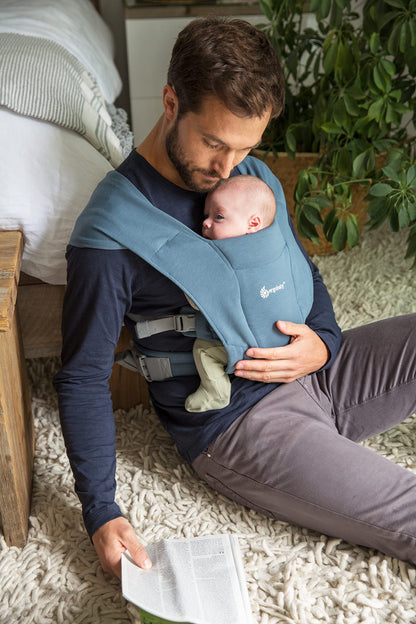 Ergobaby Embrace Babytrage - Oxford Blau