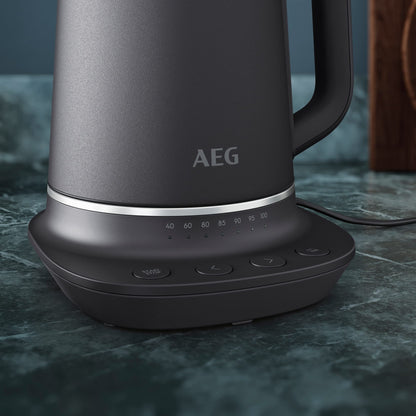 AEG K7-1-6BP Wasserkocher - 1.7L Grau mit 7 Temperaturstufen