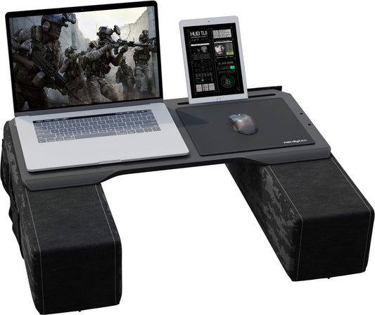 Couchmaster® CYBOT Ergonomisches Lapdesk für Sofa: Schwarze Arbeitsfläche mit Mauspad und Handauflage, ideal für Laptop-Arbeiten auf dem Sofa.