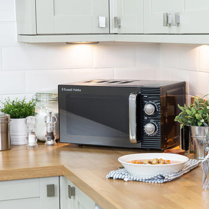 Russell Hobbs RHM1731B Inspire Solo-Mikrowelle, 17 L, 700 W, schwarz