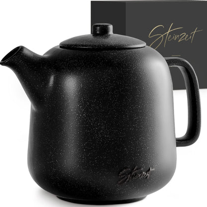 STEINZEIT Design Teekanne Keramik 1,3 L mit Edelstahlsieb, schwarz – mattschwarze Reaktivglasur