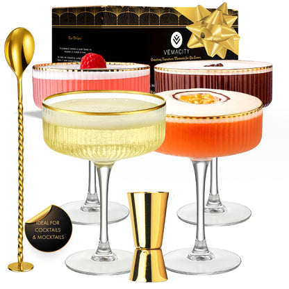 Vemacity Martini Gläser Set mit Goldrand, geripptes Glas, 300 ml – vier Stielgläser für Cocktails