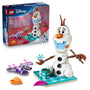 LEGO Disney Frozen Picknickspass mit Olaf und Bruni Bauset 43287, Schneemann- und Salamanderfigur auf Picknickdecke