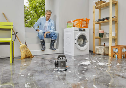 Gardena Klarwasser-Tauchpumpe 9000 Flachabsaugung - 09030-20