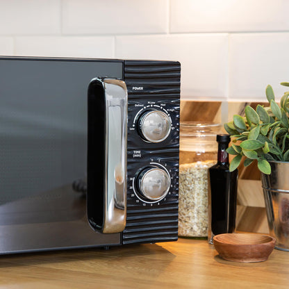 Russell Hobbs RHM1731B Inspire Solo-Mikrowelle, 17 L, 700 W, schwarz