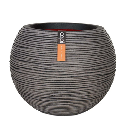 Capi Europe Gefäss Kugel Rib NL Blumentopf 62x48 Anthrazit. Kugelförmiger, gerippter anthrazitfarbener Topf zum Bepflanzen.