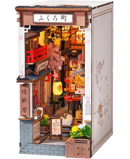 ROBOTIME Book Nook Kit Sakura Wine Alley DIY Miniaturhaus Bausatz