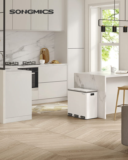 SONGMICS Mülltrennsystem Treteimer 3x18L, 3 Fächer, Wolkenweiss