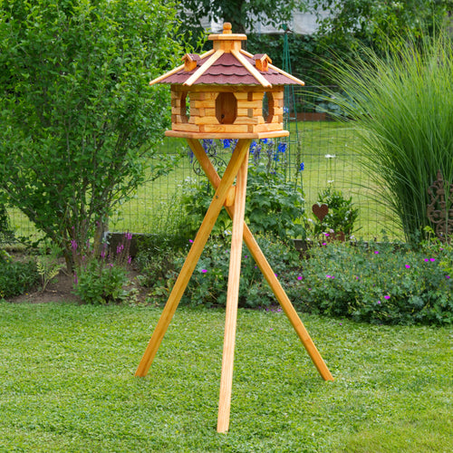 Deko-Shop-Hannusch Vogelhaus Futtersilo - XXL mit Ständer, Rot. Hausförmiges Silo, spendet kontinuierlich Futter für Gartenvögel.