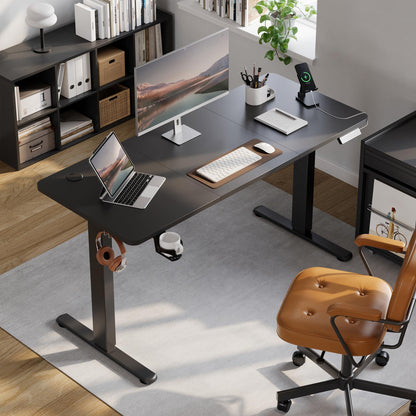 VFU Elektrischer Stehpult 140x60 cm USB-C Schwarz Pro