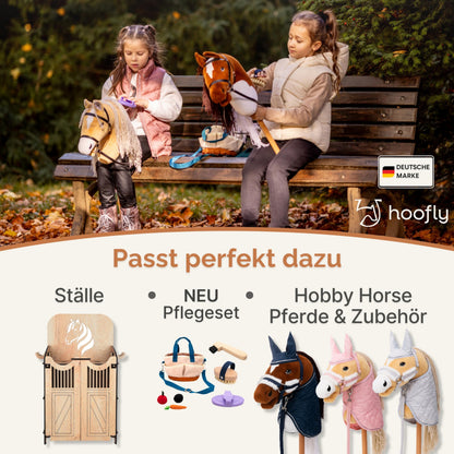 Hoofly Hobby Horse Steckenpferd A3 mit Trense und Schraubstab, Braun