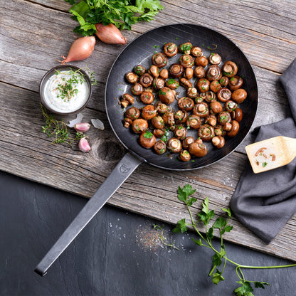 GRÄWE Schmiedeeiserne Bratpfanne F400 unbeschichtet - Ø 32 cm