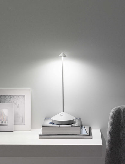 Zafferano Pina Pro Wiederaufladbare LED Tischlampe Weiss