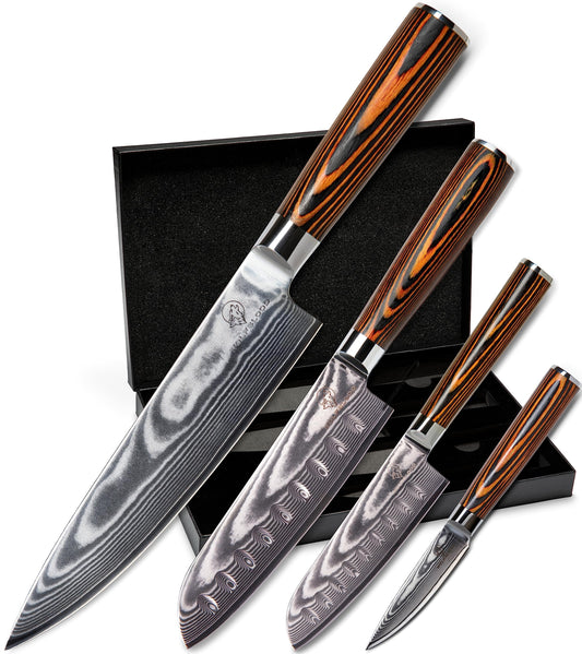 Wolfblood 4er Damastmesser Set – Profi Chef & Santoku. Klingen mit Damastzeichnung und dunklen Griffen. Zum präzisen Schneiden und Zerkleinern von Lebensmitteln in der Küche.