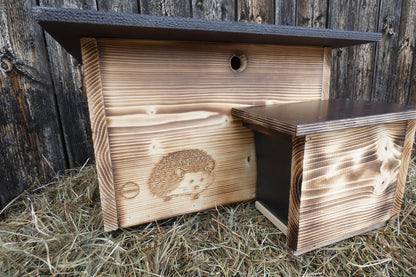 ARBRIKADREX Igelhaus Winterfest - 45x40x28cm Vollholz