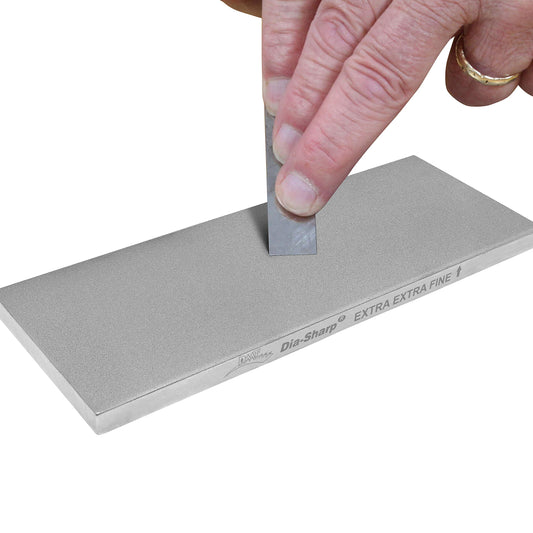 DMT Dia-Sharp Diamantschärfblock - extra-extra-fein, 8 Zoll. Rechteckige, silberne Schleiffläche zum Abziehen von Klingen.