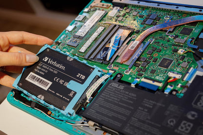 Verbatim Vi550 S3 SSD 2 TB - 2.5" SATA III intern