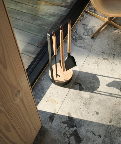 Morsø Adrian Kaminbesteck – 4-teilig, schwarz/Holz natur
