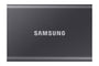 Samsung Portable SSD T7 Externe SSD 1TB Grau MU-PC1T0T/WW. Kompakte, graue SSD speichert Daten schnell und sicher mobil.